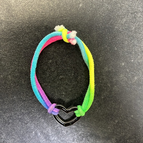 Heart Rainbow Girls Stretch Bracelet - Picture 2 of 4